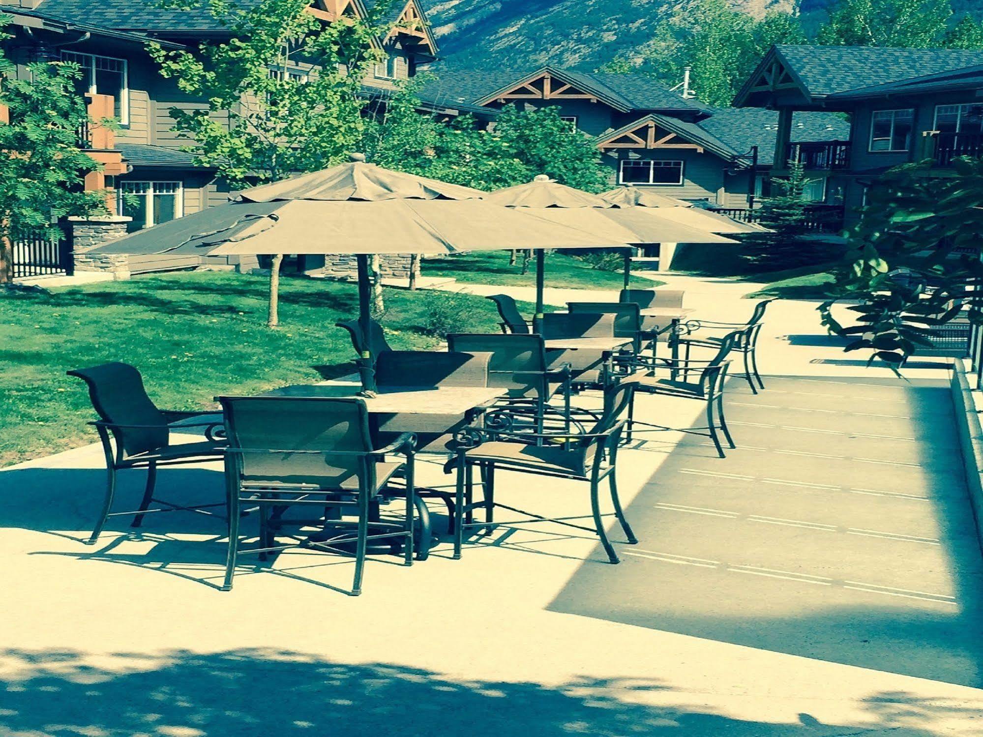 Copperstone Resort By Clique Canmore Exterior photo